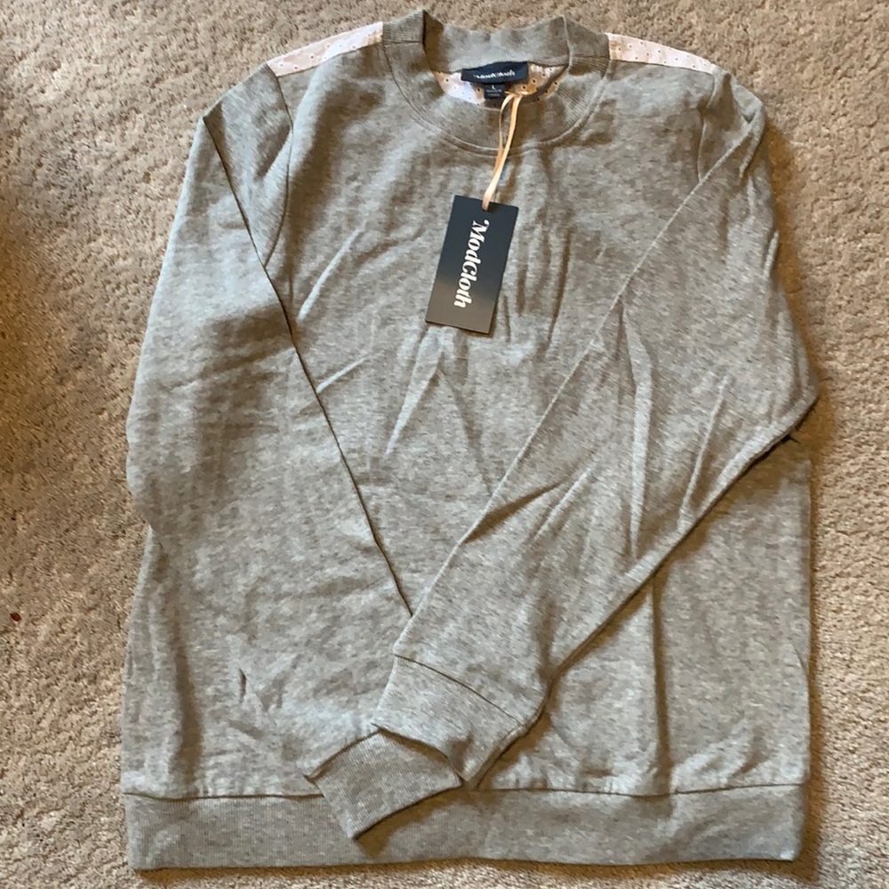 ModCloth Light Grey sweatshirt with eyelet detail on back. Size L